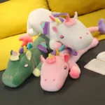 Licorne couchée et douce pour enfant