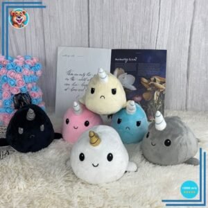 Peluche baleine licorne blanche
