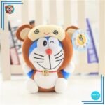 Peluche Doraemon déguisée en ours