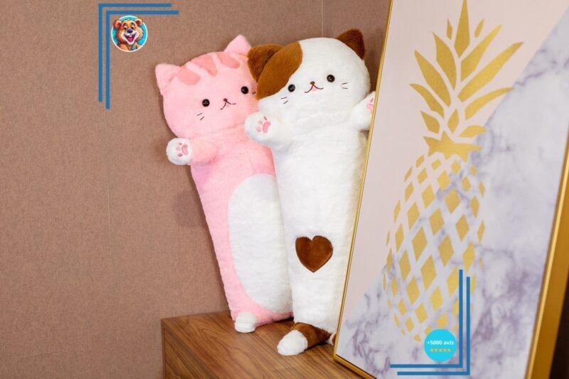 Peluche-oreiller en forme de chat grand format – Image 2