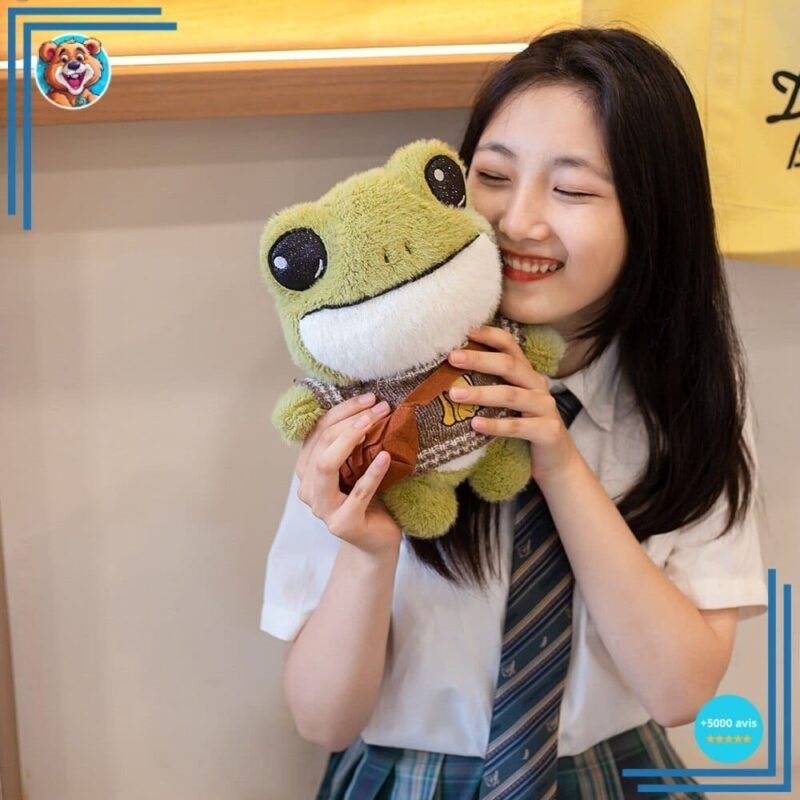 Peluche grenouille avec pull – Image 2