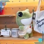 Peluche grenouille avec pull