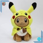 Peluche Evoli déguisée en Pikachu