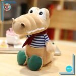 Peluche bébé crocodile marron
