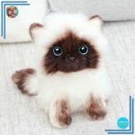 Peluche chaton siamois