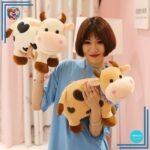 Peluche vache à motif coeur