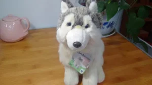 Peluche loup gris de Sibérie