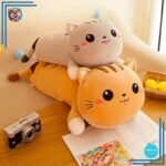 Peluche oreiller chat décoratif