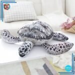Peluche tortue de mer grise