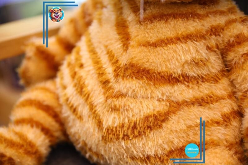 Peluche Chat Garfield Réaliste – Image 6