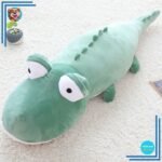 Coussin en peluche reptile sauvage confortable