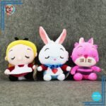 Peluche Lapin Alice aux Pays des Merveilles