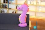 Hippocampe en peluche géante doux et souriant