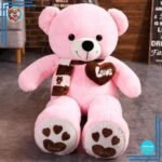 Peluche ours rose pleine d’amour